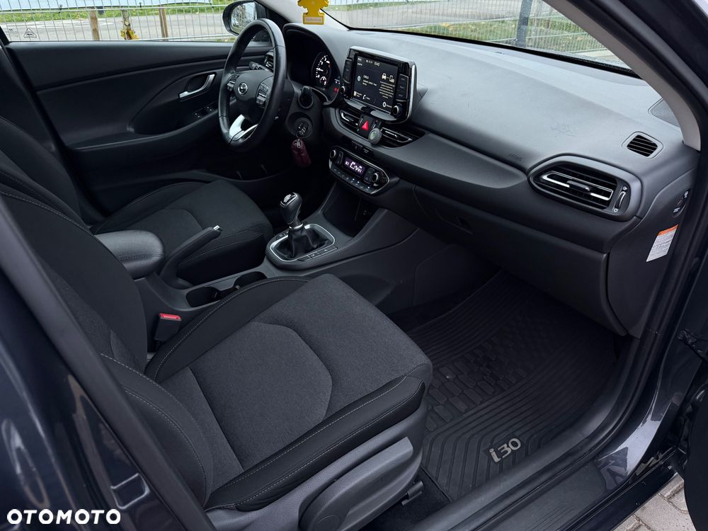 Hyundai i30 1.5 T-GDI 48V Premium - 27