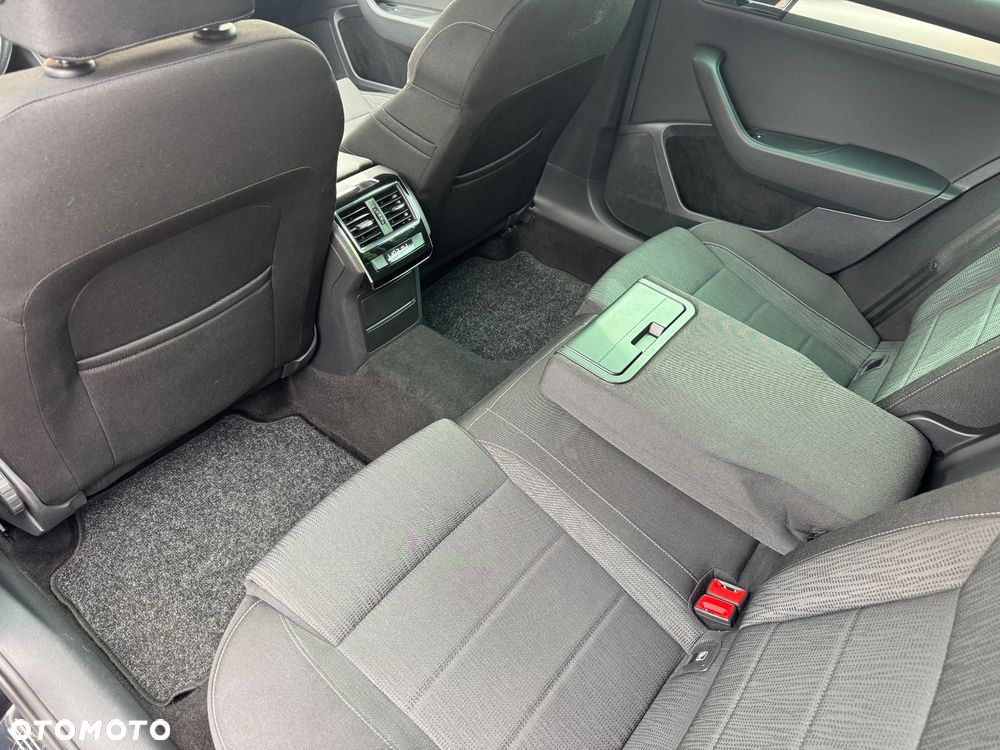 Skoda Superb 2.0 TDI DSG Ambition - 21