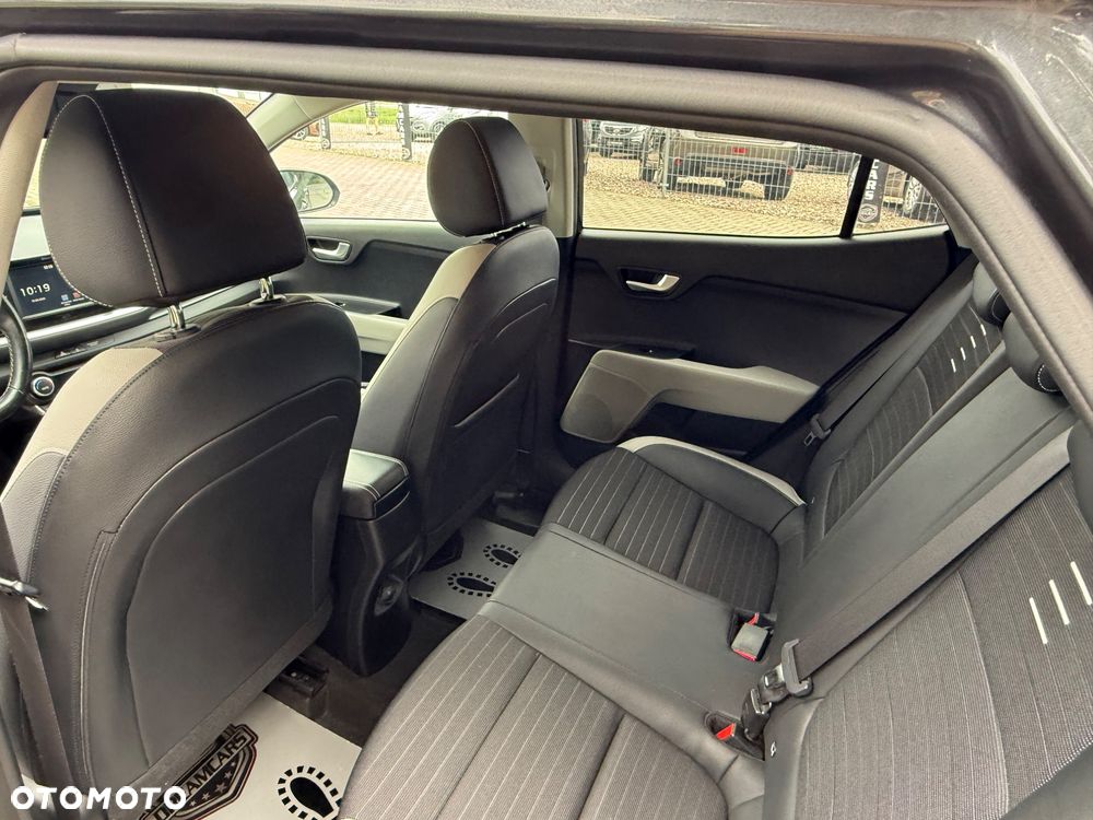 Kia Stonic - 20