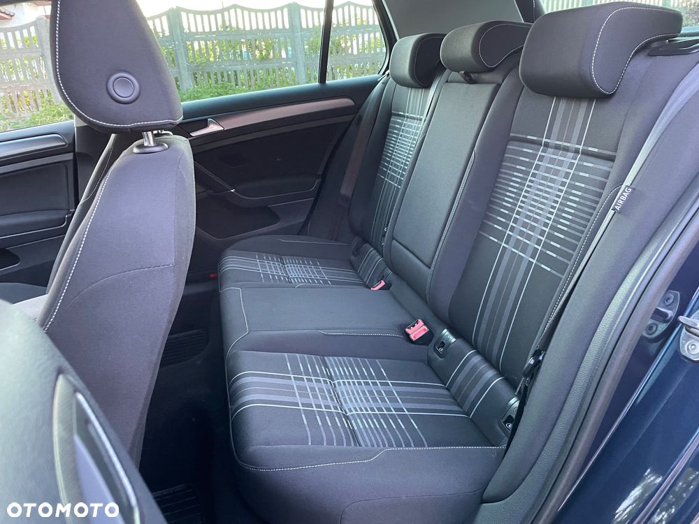 Volkswagen Golf 1.6 TDI BlueMotion Technology Trendline - 20