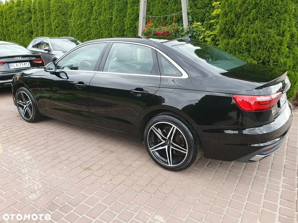 Audi A4 Limousine - 20