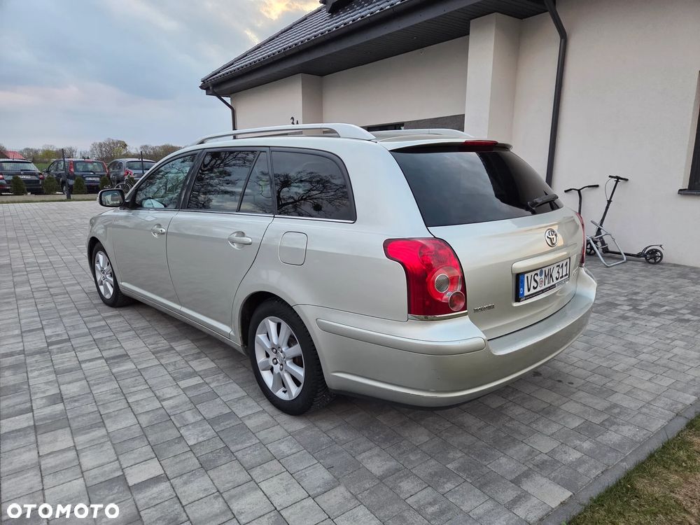 Toyota Avensis 1.8 VVT-i Edition - 7