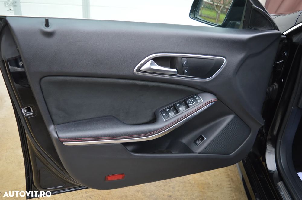 Mercedes-Benz CLA 250 4MATIC SB Aut. - 29