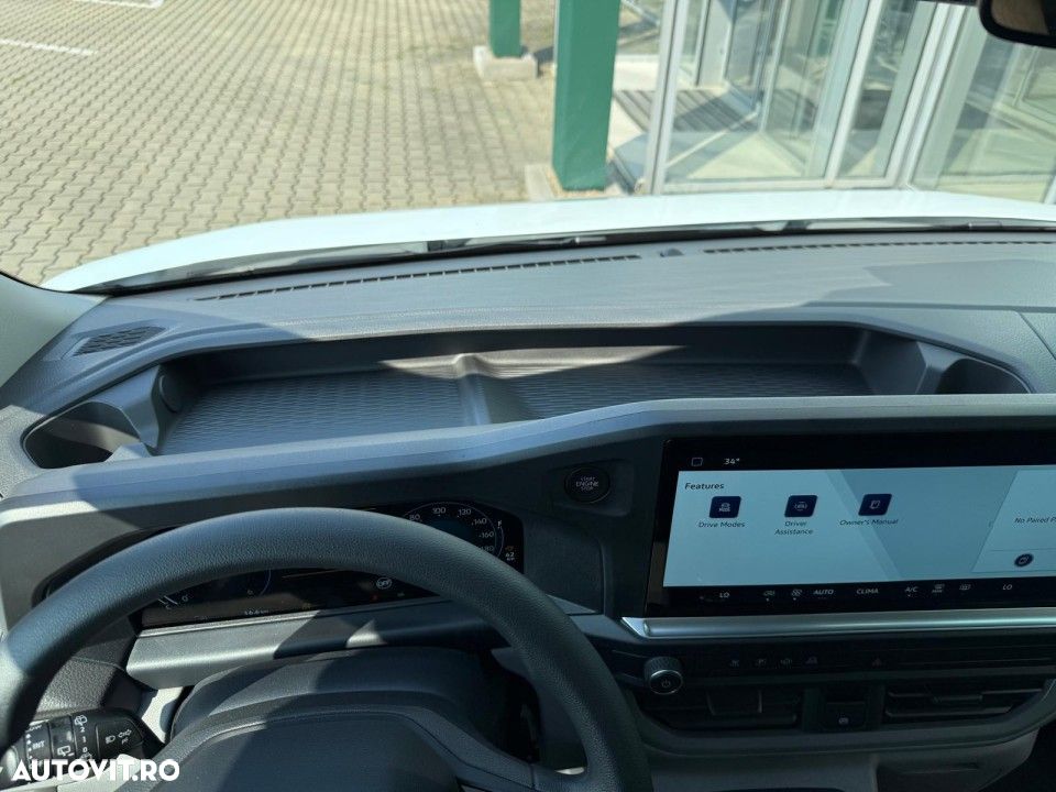 Volkswagen Caravelle - 13