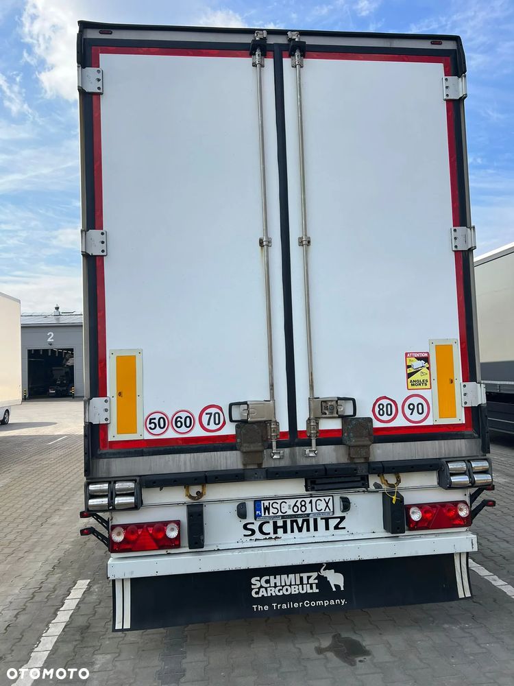 Schmitz Cargobull SKO 24/L - 7