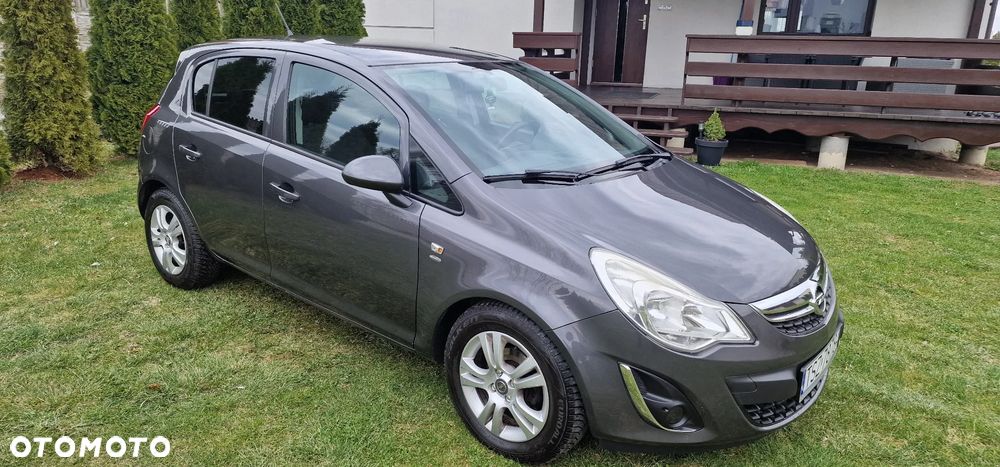 Opel Corsa 1.4 16V Satellite - 1
