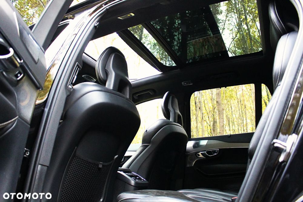 Volvo XC 90 D5 AWD R-Design 7os - 16