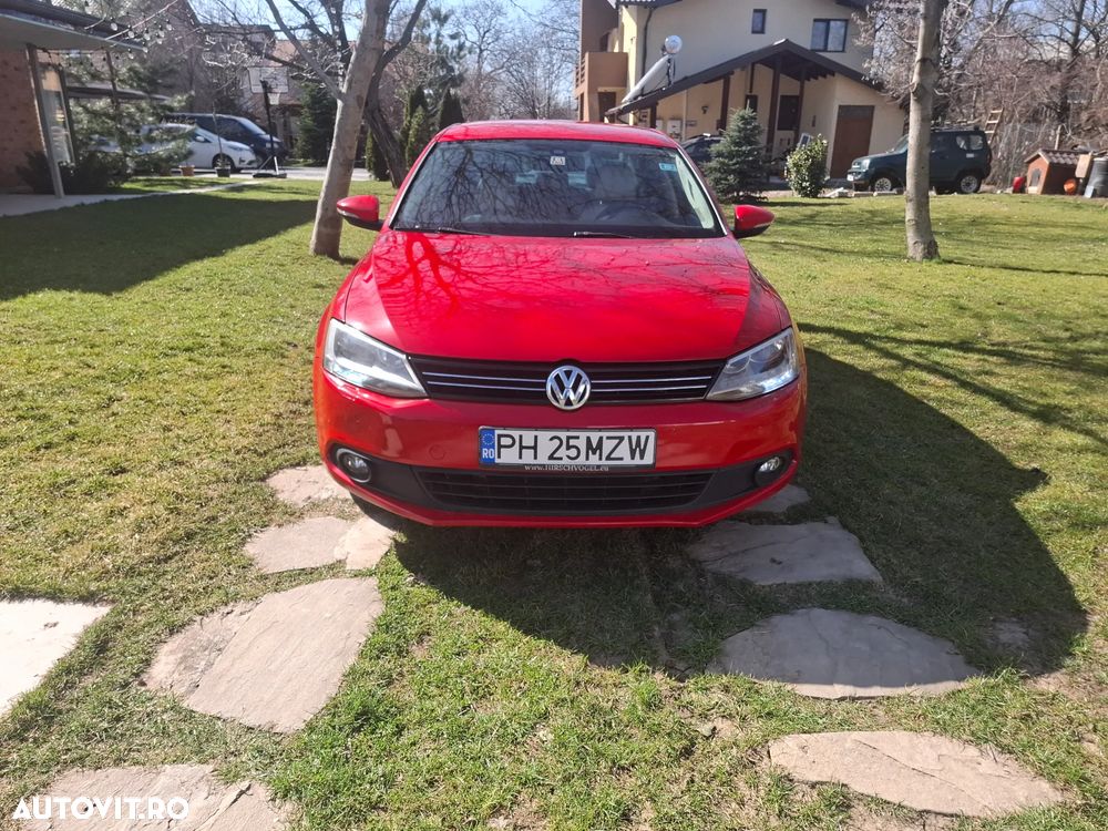 Volkswagen Jetta 2.0 TDI CR DPF DSG Highline - 9