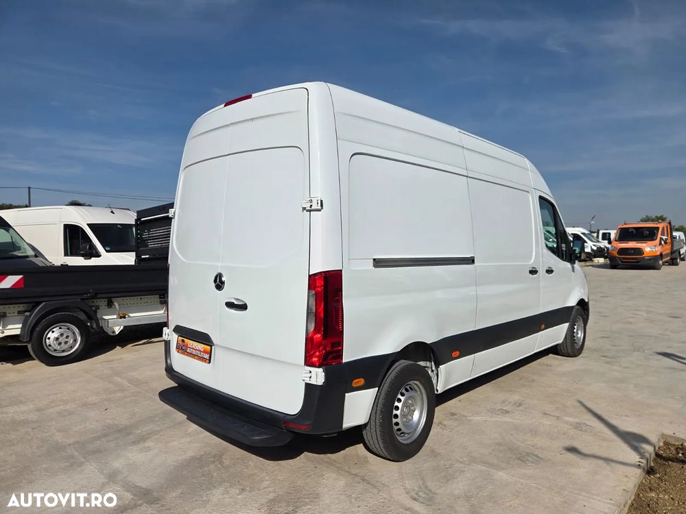 Mercedes-Benz New Sprinter L3H2 - 11