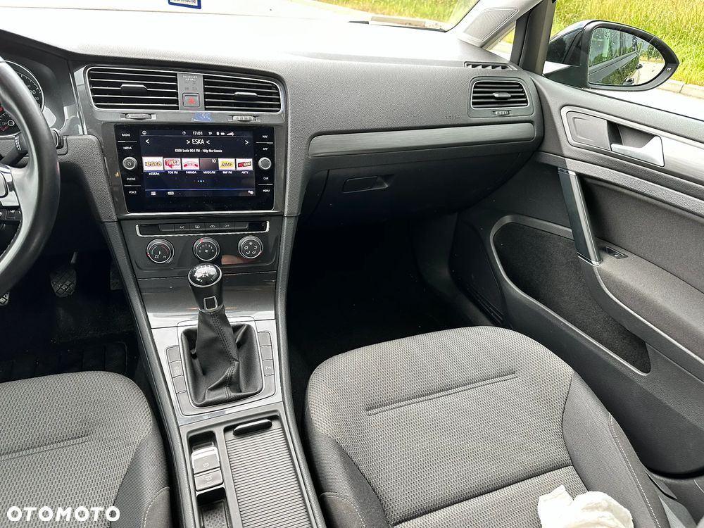 Volkswagen Golf 1.6 TDI BMT Comfortline - 12