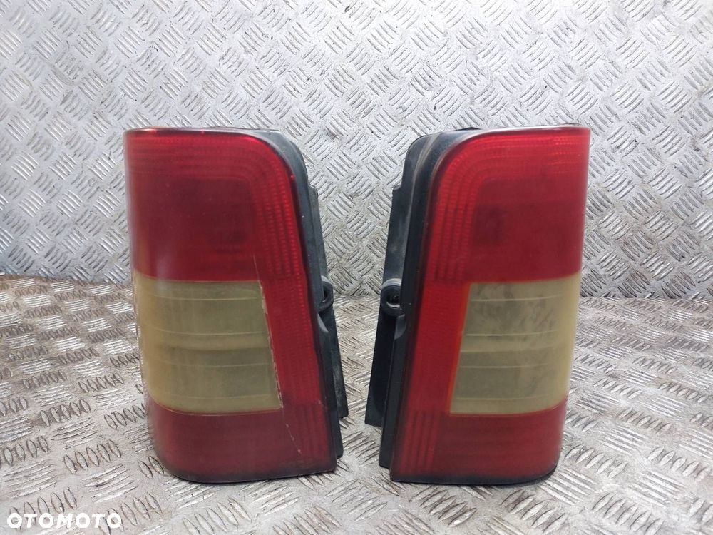 LAMPA LEWY TYŁ + PRAWY TYŁ CITROEN BERLINGO I - 1