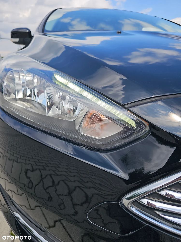 Ford Focus 1.5 EcoBlue Start-Stopp-System TITANIUM - 14