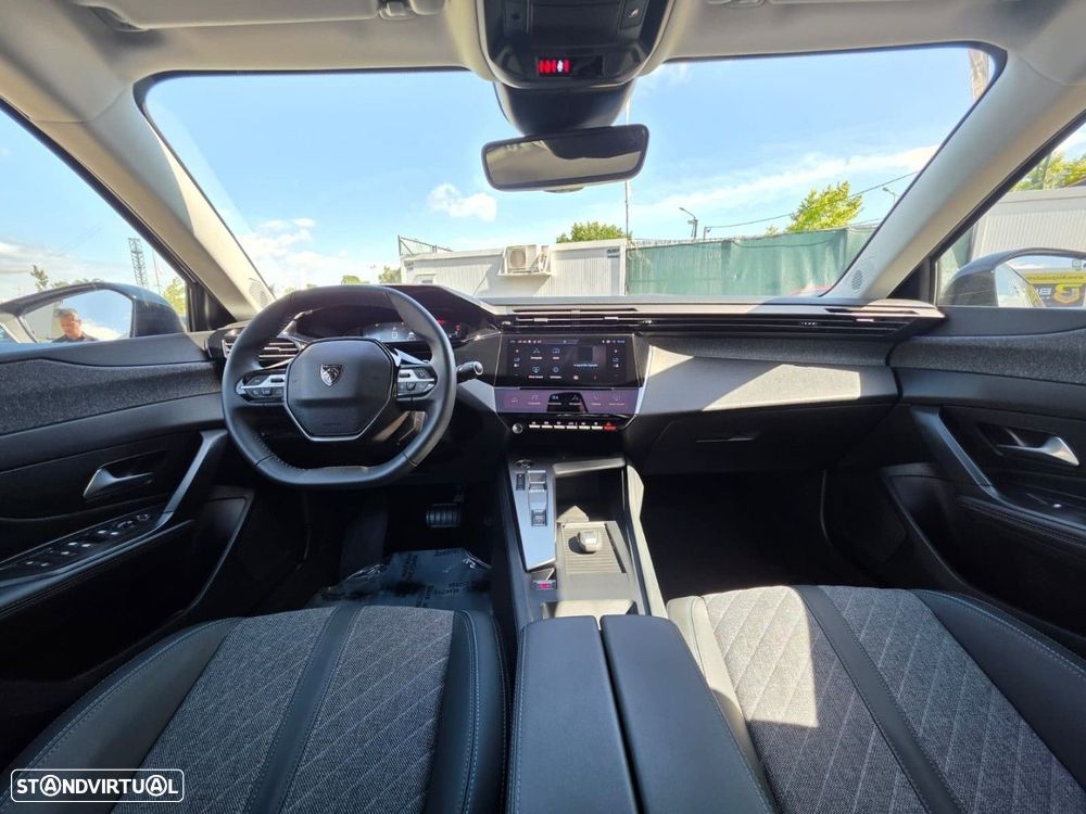 Peugeot 408 PureTech 130 EAT8 Allure Pack - 14
