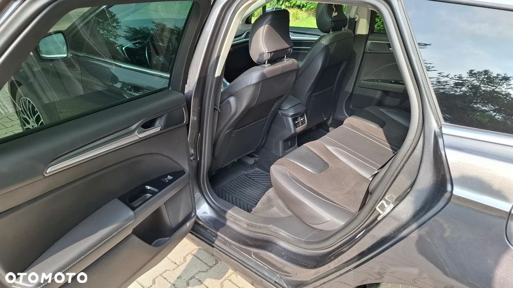 Ford Mondeo 2.0 TDCi Titanium PowerShift - 29