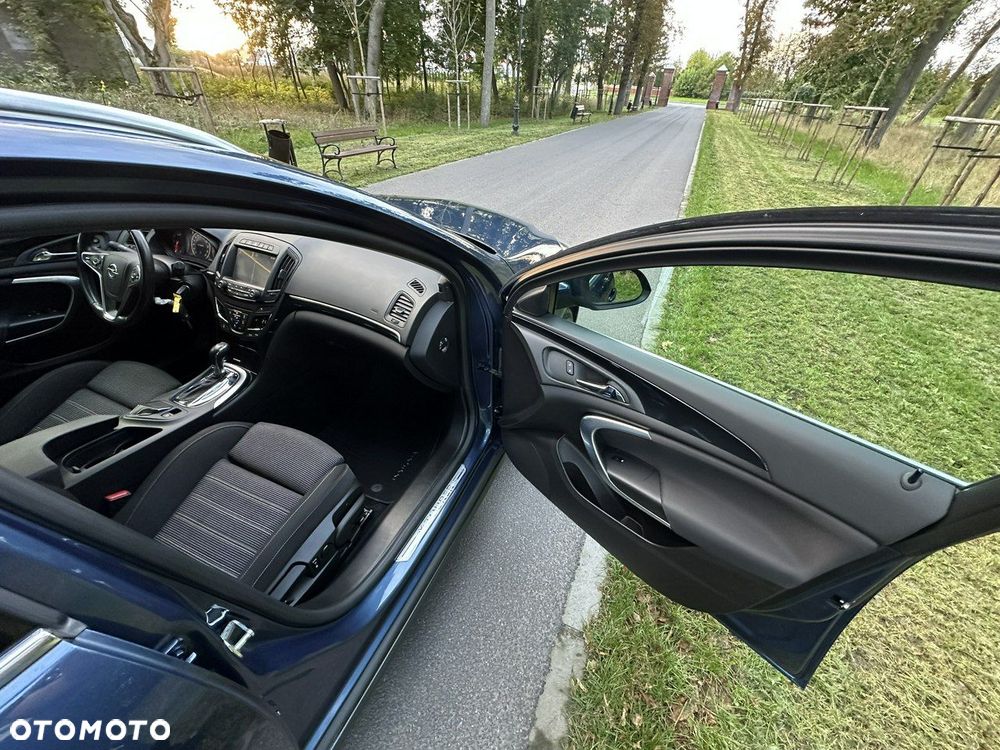 Opel Insignia - 30