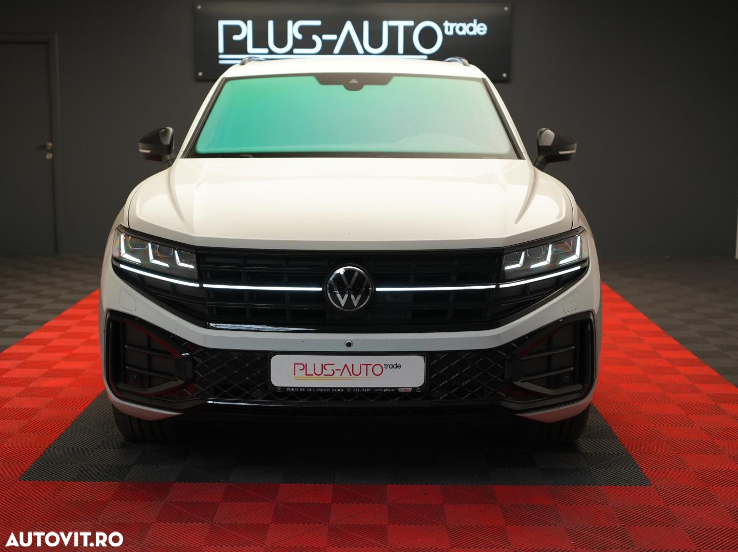 Volkswagen Touareg - 3