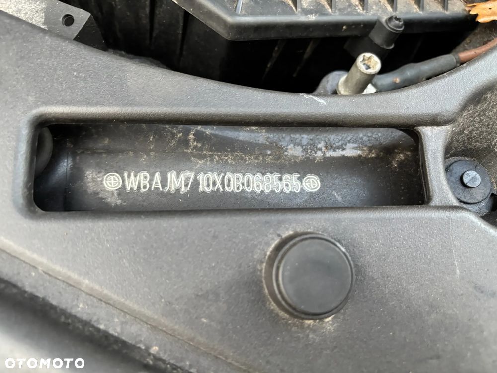 BMW Seria 5 520d - 22