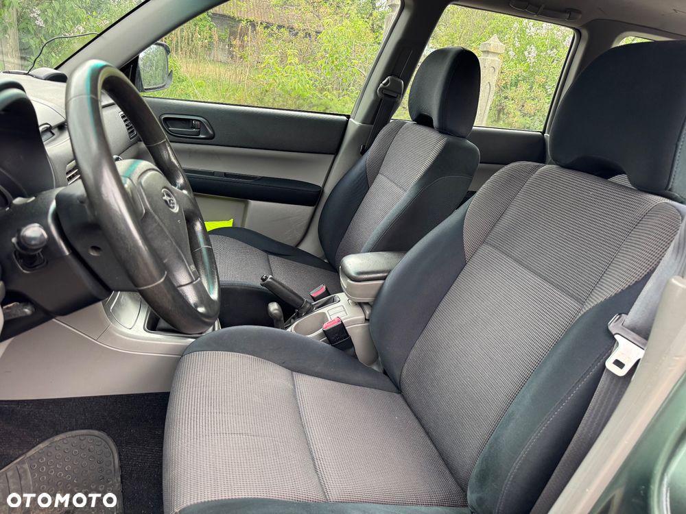 Subaru Forester 2.0X Celebration - 14