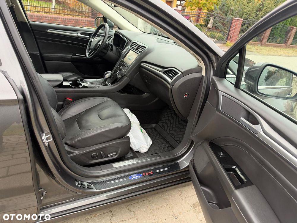 Ford Mondeo 2.0 TDCi Bi-Turbo Titanium PowerShift - 13