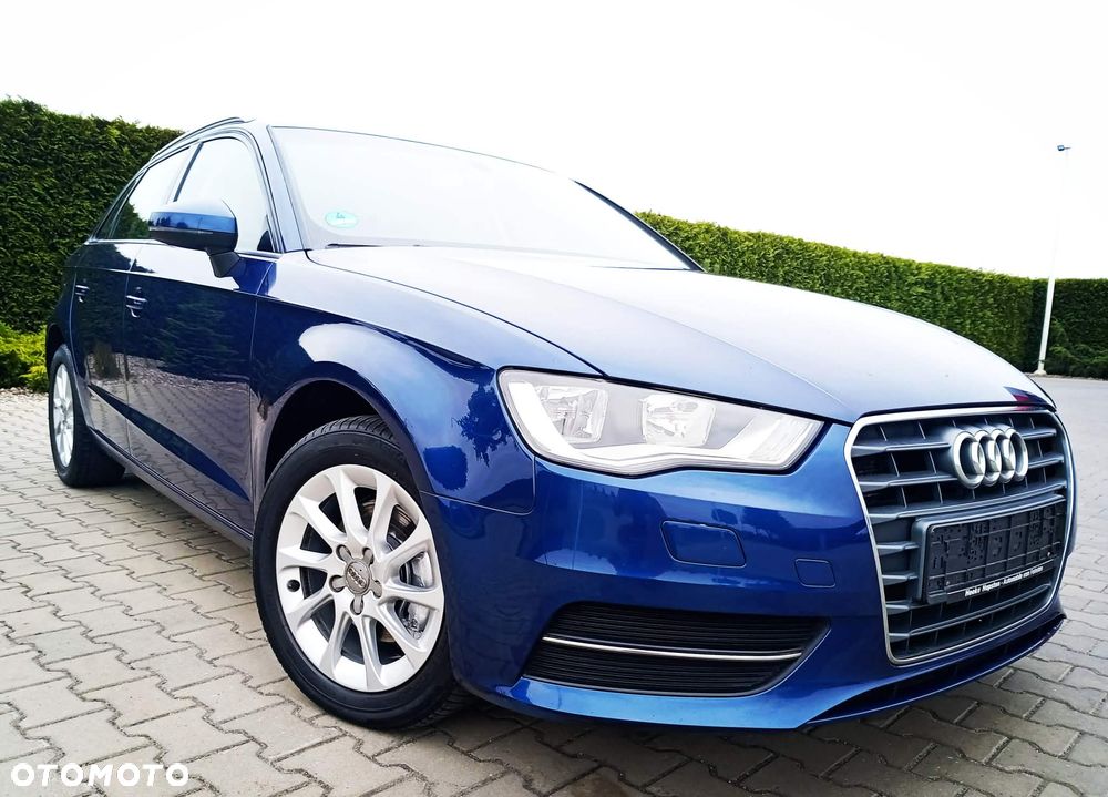 Audi A3 Sportback - 4