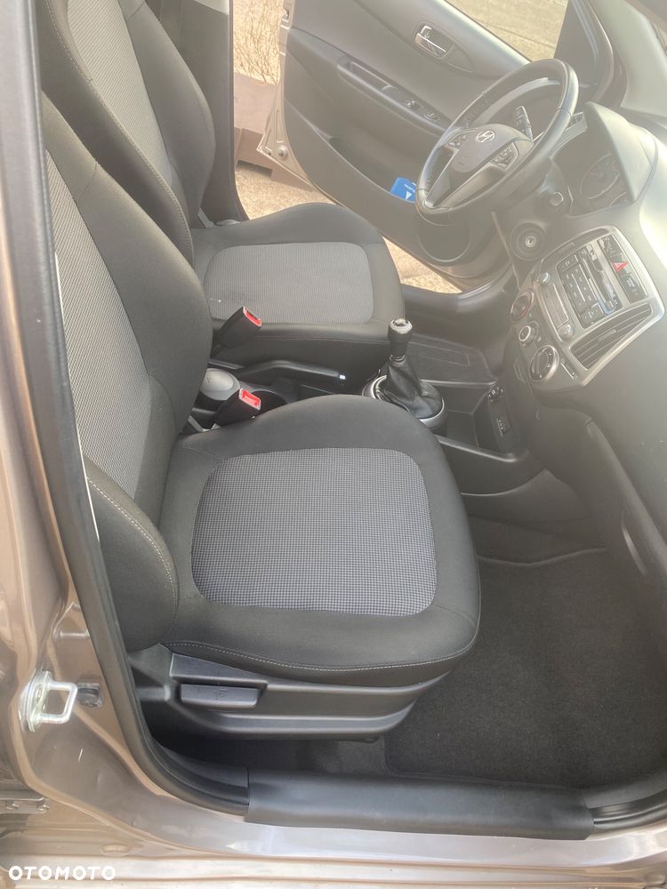 Hyundai i20 - 36