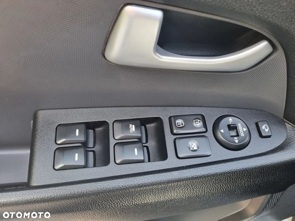 Kia Sportage 1.7 CRDI 2WD Spirit - 18