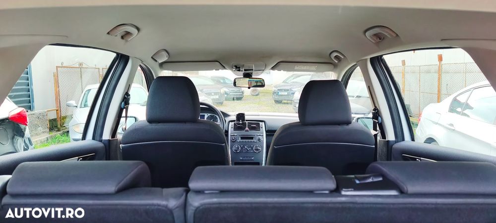 Mercedes-Benz B - 28