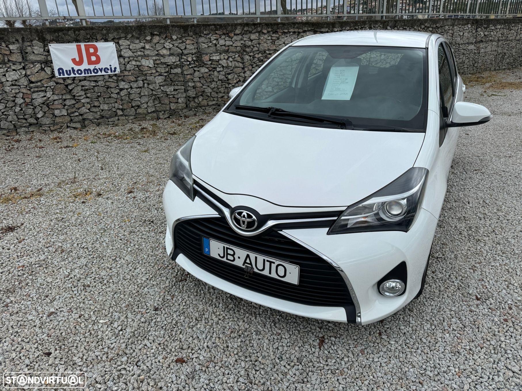 Toyota Yaris 1.0 VVT-i Comfort - 2