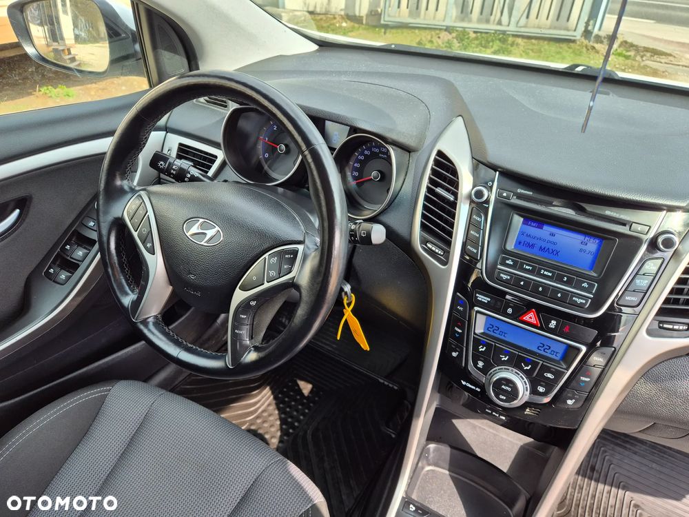Hyundai i30 1.6 CRDi BlueDrive Comfort - 8