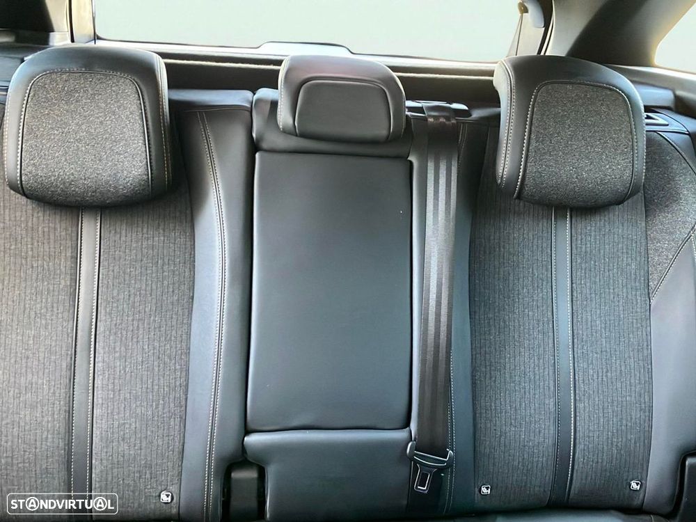 Peugeot 3008 - 17