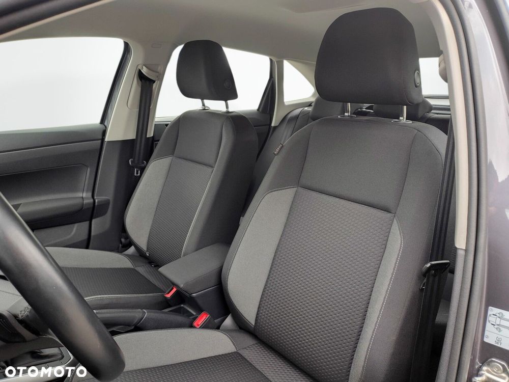 Volkswagen Taigo 1.0 TSI Life DSG - 10