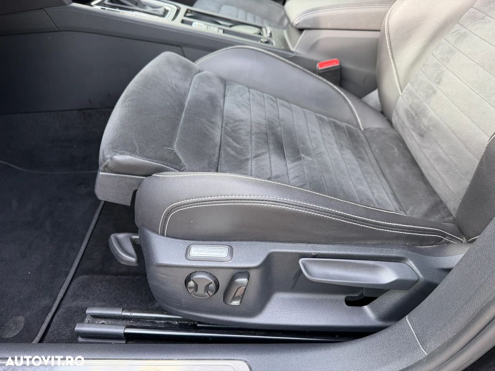 Volkswagen Passat 2.0 TDI DSG Highline - 12