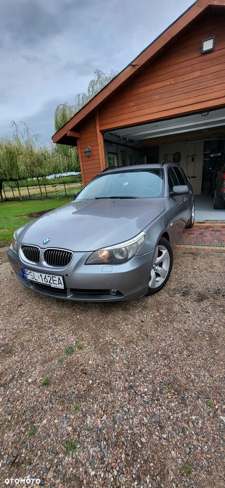 BMW Seria 5 525d Touring - 1