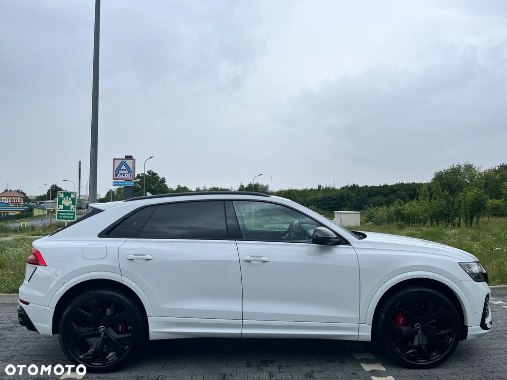 Audi RS Q8 - 7