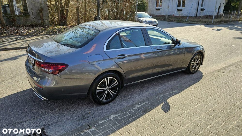 Mercedes-Benz Klasa E - 8