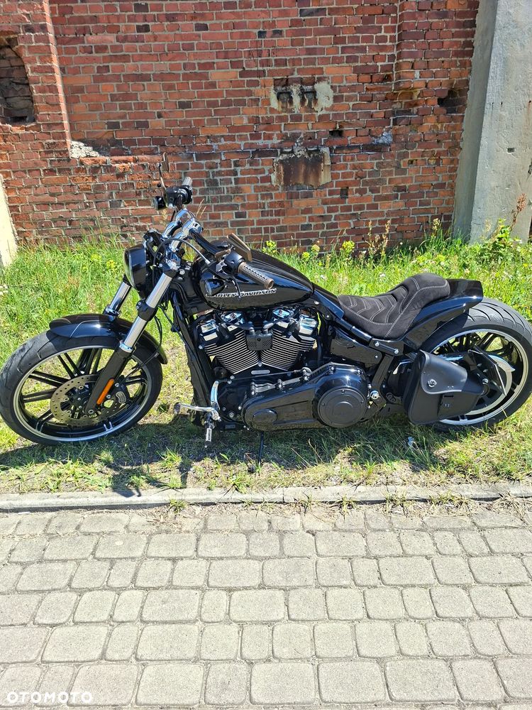 Harley-Davidson FXSB Breakout - 23