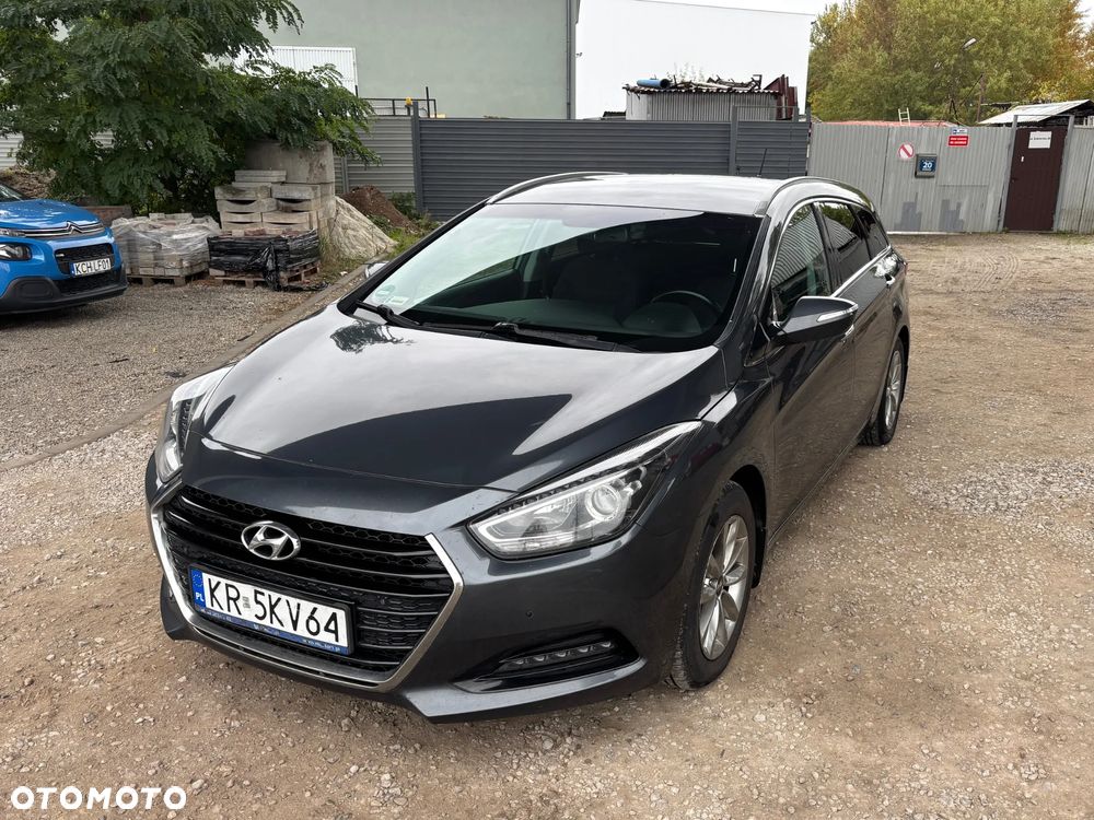 Hyundai i40 1.7 CRDi Comfort DCT - 1