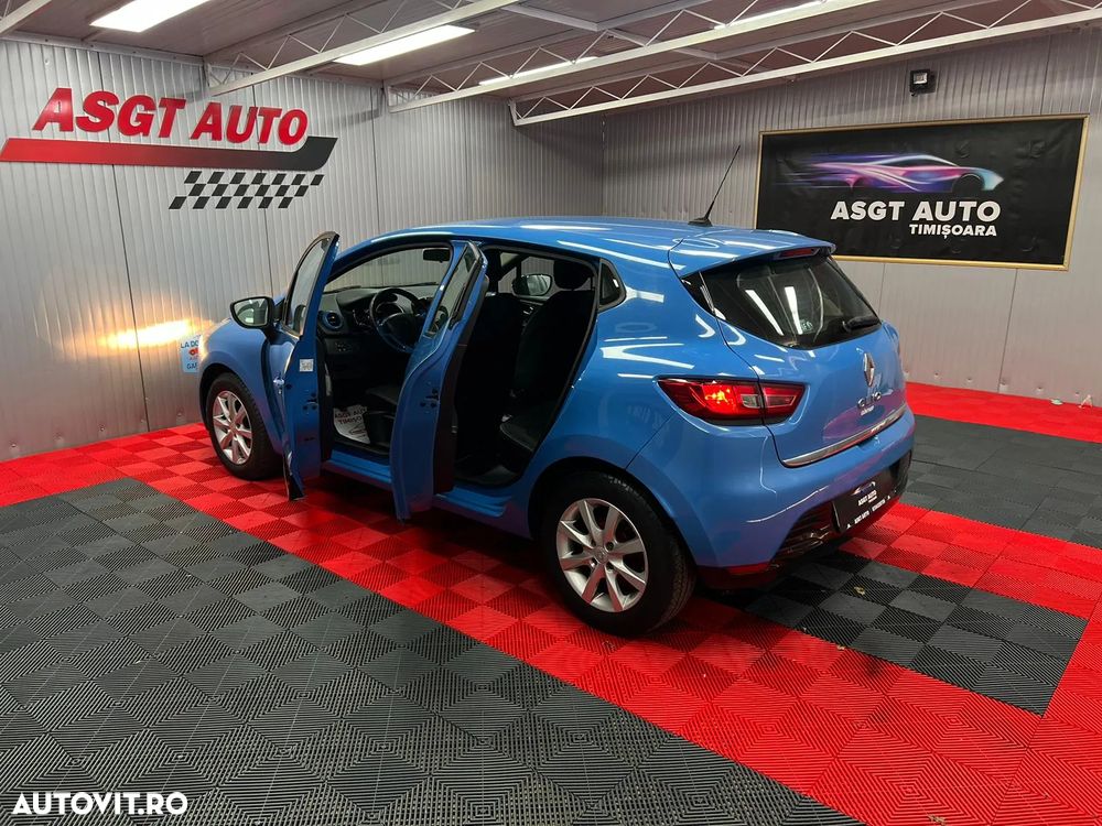 Renault Clio - 16