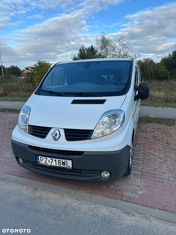 Renault Trafic - 2
