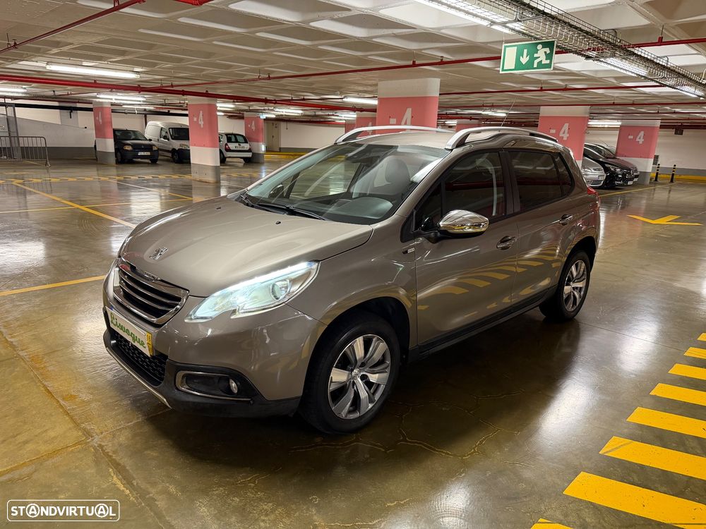 Peugeot 2008 1.2 PureTech Style - 1