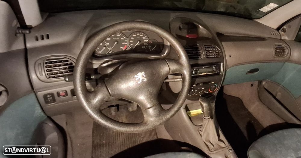 Peugeot 206 1.1 XR Présence - 3