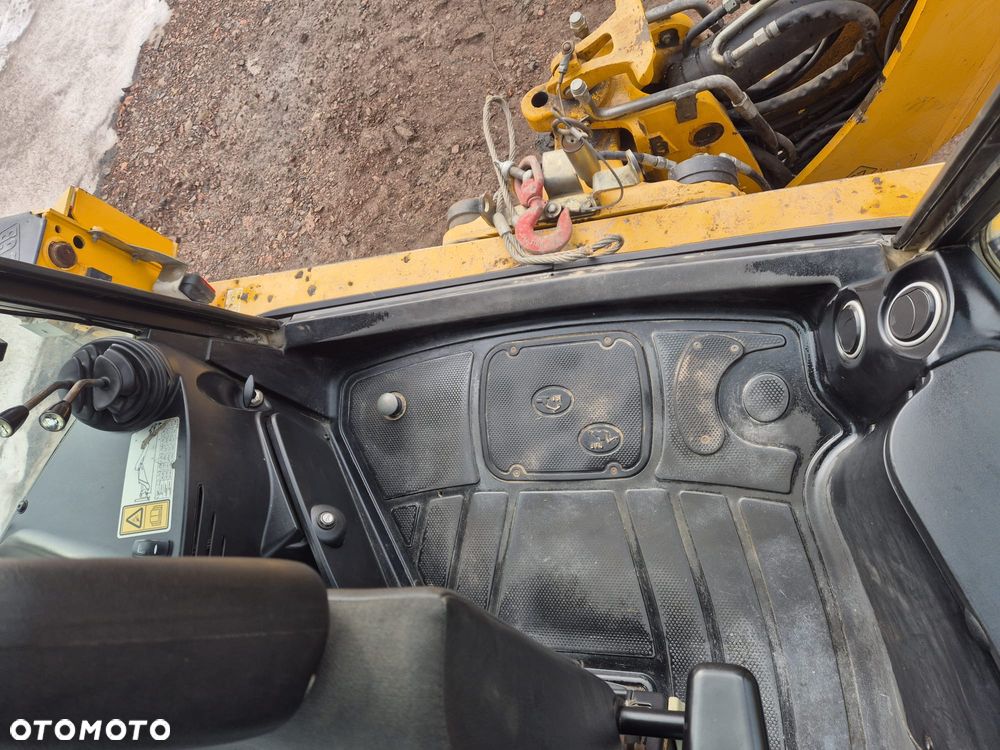 JCB 3CX - 6