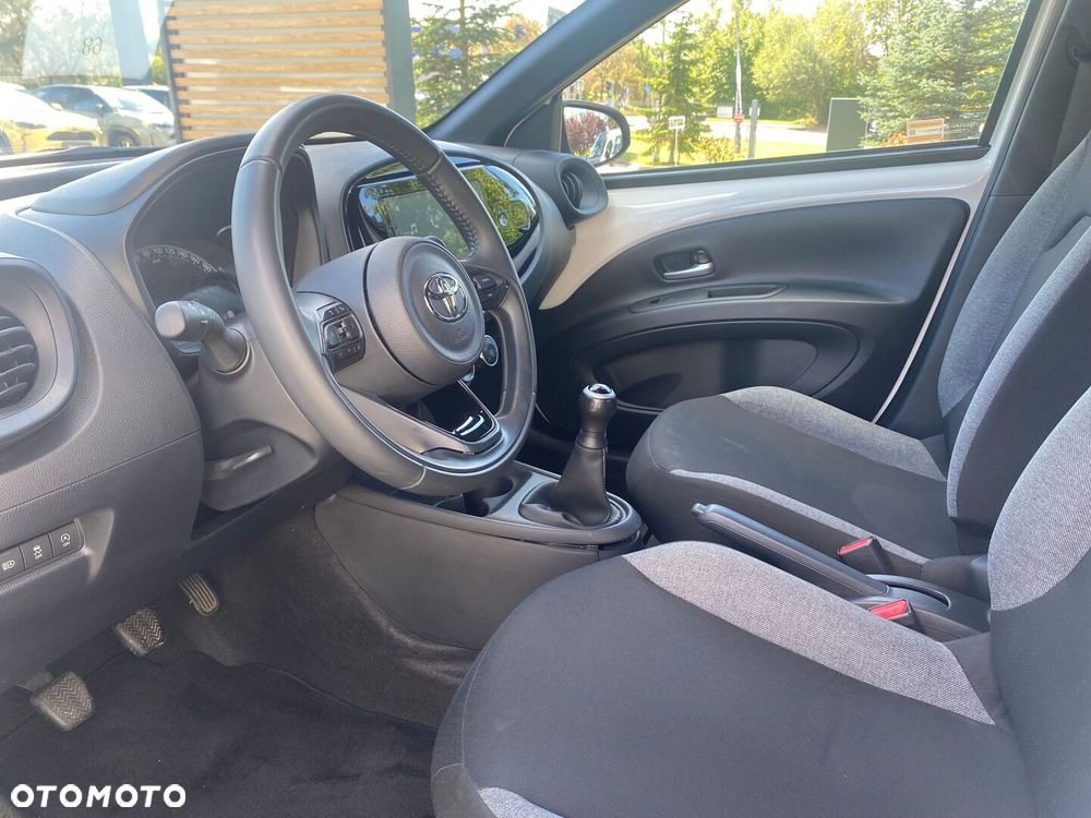 Toyota Aygo X - 12