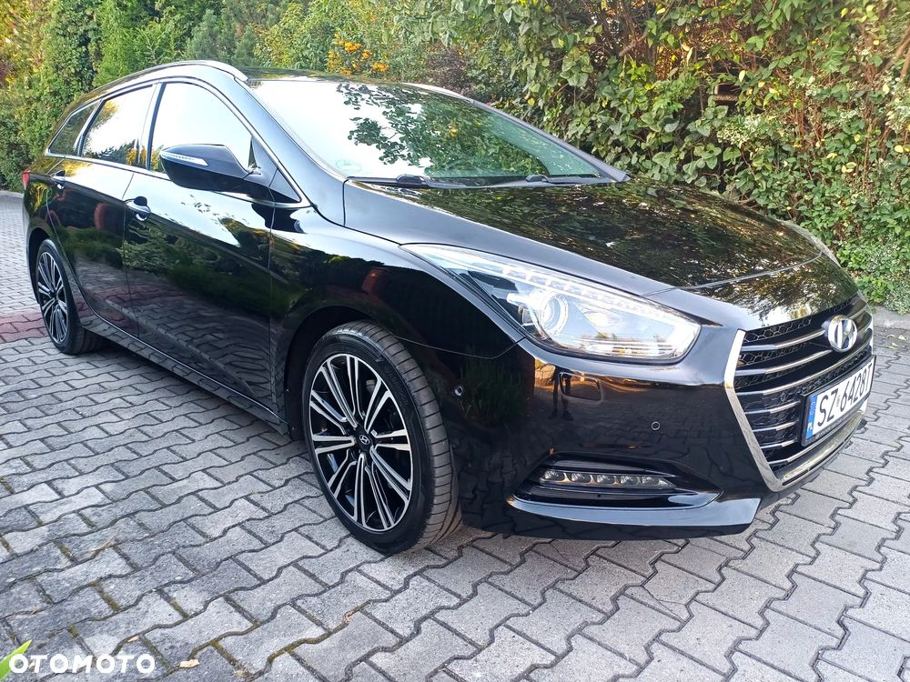 Hyundai i40 Kombi 1.7 CRDi DCT Premium - 2