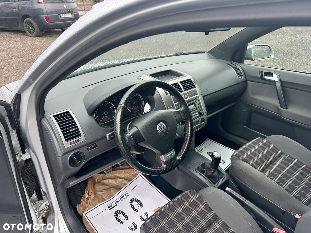 Volkswagen Polo 1.8T GTI - 10