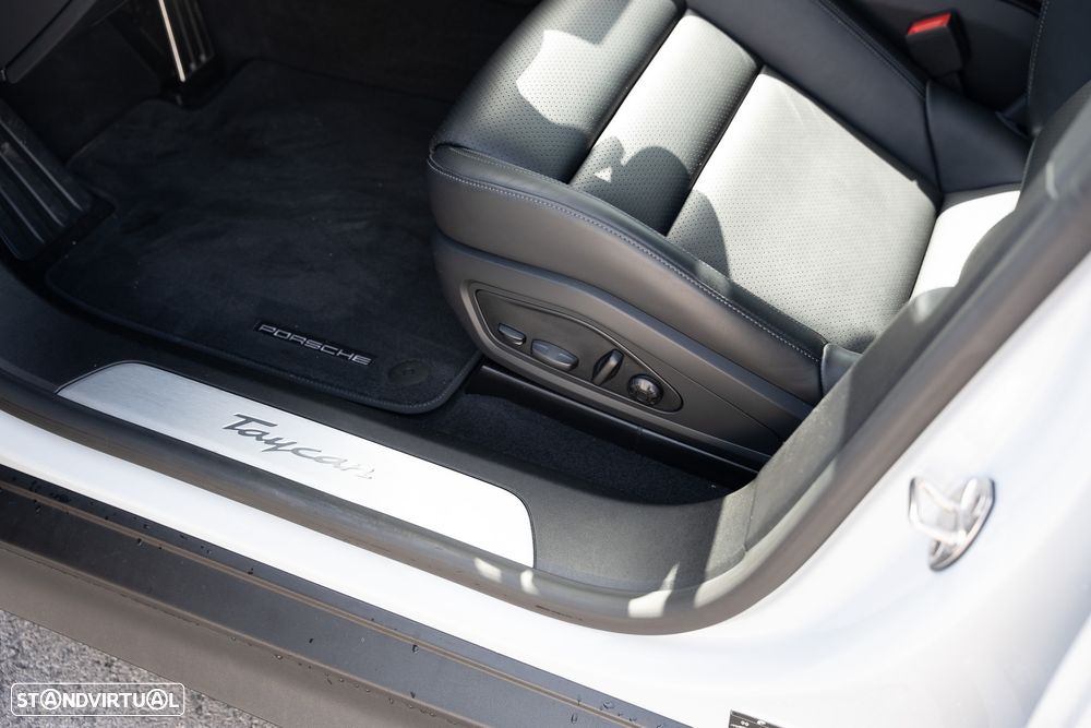 Porsche Taycan Bateria Performance Plus - 18