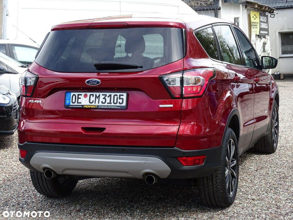Ford Kuga - 12