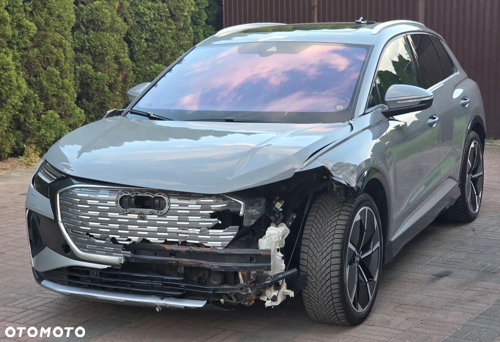 Audi Q4 e-tron - 4
