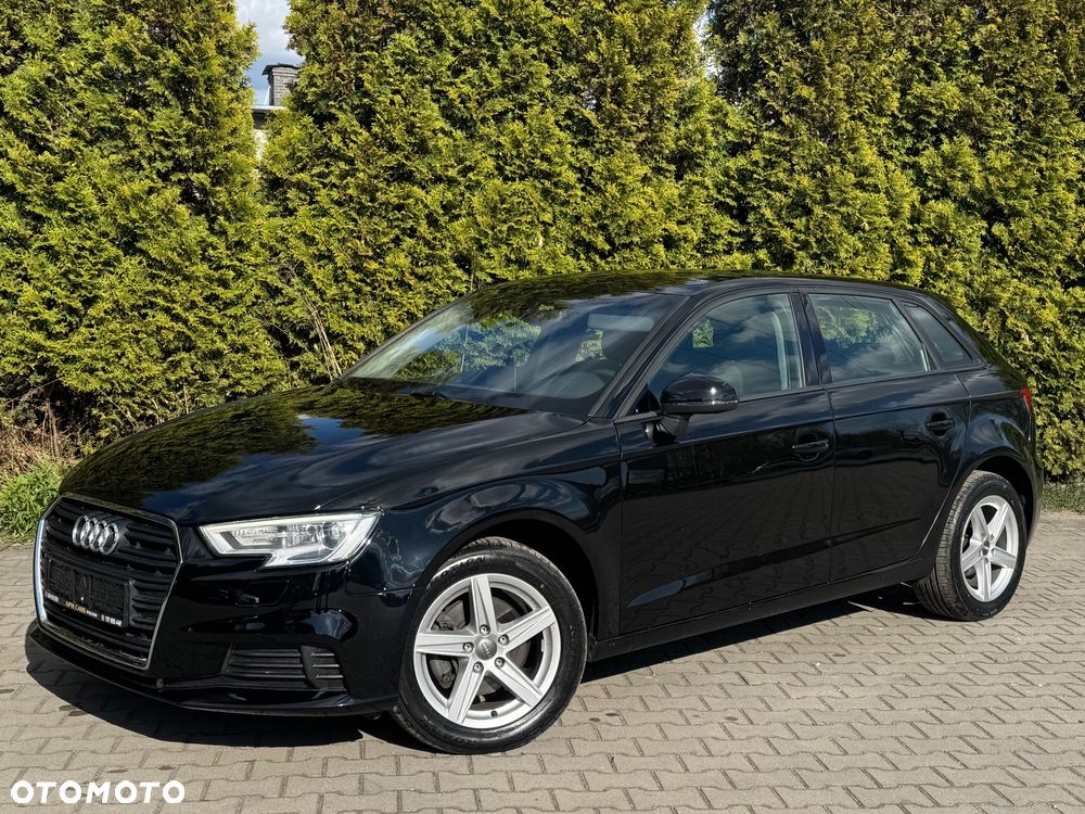 Audi A3 Sportback 30 TFSI S tronic design - 1