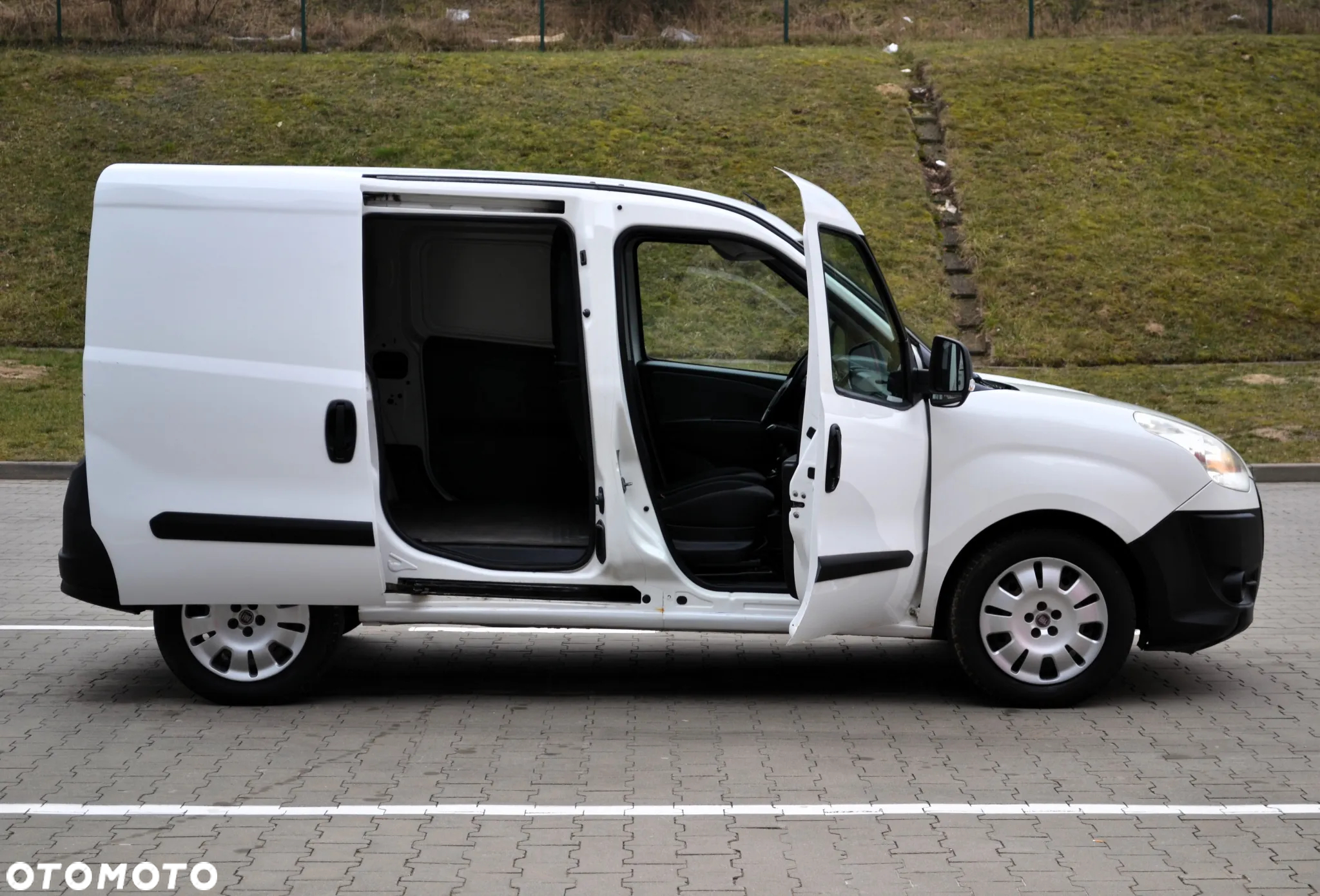 Fiat Doblo MAXI L2H1 DŁUGI - 26